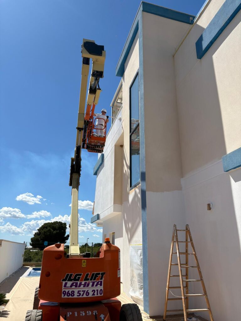 WhatsApp Image 2025-05-13 at 19.57.33 (1)